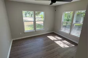 904 Jefferson St E, Sulphur Springs, TX 75482 - Photo 9