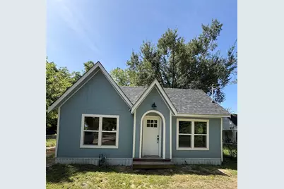 904 Jefferson Street E, Sulphur Springs, TX 75482 - Photo 1