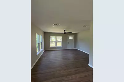 904 Jefferson Street E, Sulphur Springs, TX 75482 - Photo 3