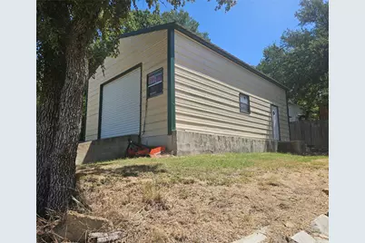 411 N Lake Shore Circle, Lake Bridgeport, TX 76426 - Photo 29