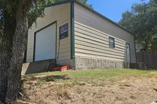 411 N Lake Shore Cir, Lake Bridgeport, TX 76426 - Photo 29