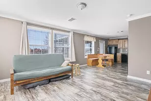 411 N Lake Shore Cir, Lake Bridgeport, TX 76426 - Photo 15