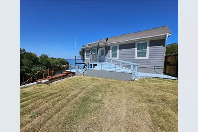 411 N Lake Shore Circle, Lake Bridgeport, TX 76426 - Photo 9