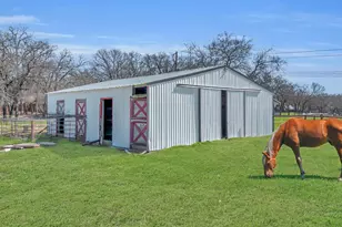 7004 Ledbetter Rd, Arlington, TX 76001 - Photo 9