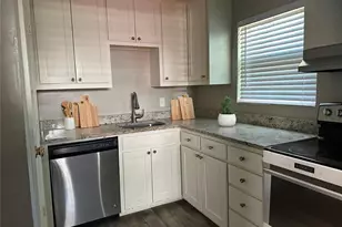 1109 Edgefield Dr, Garland, TX 75040 - Photo 7