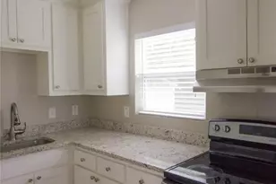 1109 Edgefield Dr, Garland, TX 75040 - Photo 9