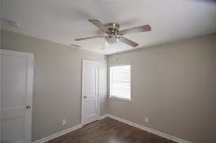 1109 Edgefield Dr, Garland, TX 75040 - Photo 17