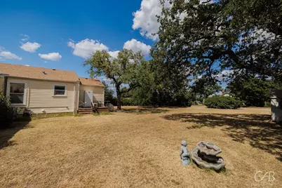 1406 W Commerce Street, Eastland, TX 76448 - Photo 33