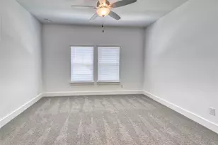 1404 Apricot Ln, Gainesville, TX 76240 - Photo 7