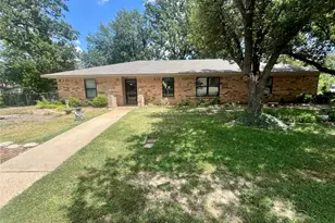 329 Azalea Dr, Sulphur Springs, TX 75482 - Photo 3