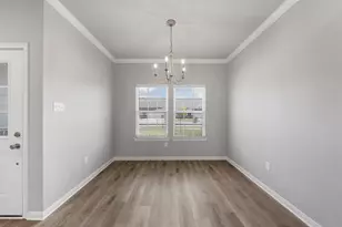 413 Travis Dr, McGregor, TX 76657 - Photo 9