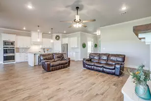 1053 Paradise Pkwy, Poolville, TX 76487 - Photo 7