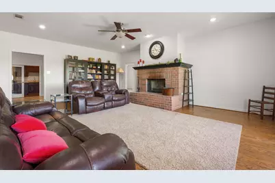 510 S Swanson Road, Mineral Wells, TX 76067 - Photo 7