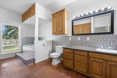 510 S Swanson Road, Mineral Wells, TX 76067 - Photo 35