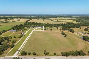 510 S Swanson Rd, Mineral Wells, TX 76067 - Photo 5