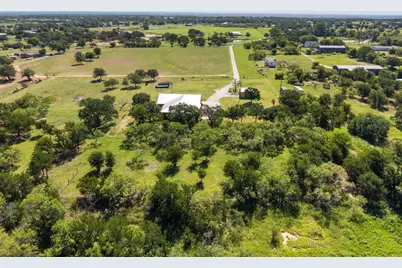 510 S Swanson Road, Mineral Wells, TX 76067 - Photo 13