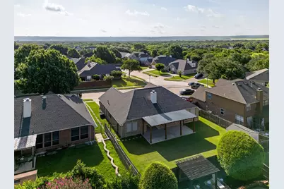 4611 Paddington Lane, Grand Prairie, TX 75052 - Photo 3