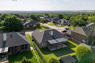 4611 Paddington Ln, Grand Prairie, TX 75052 - Photo 3