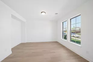 1056 Hackberry Emperor St, Crowley, TX 76036 - Photo 9