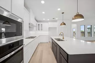 1056 Hackberry Emperor St, Crowley, TX 76036 - Photo 19