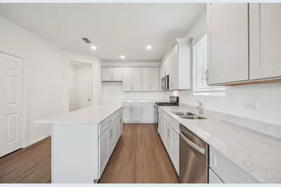 2423 Roundstone Way, Princeton, TX 75407 - Photo 3