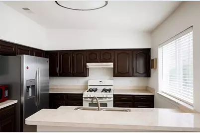 9601 Glengreen Drive, Dallas, TX 75217 - Photo 3