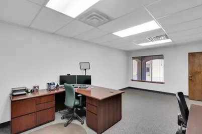 1004 N Bowen Road, Arlington, TX 76012 - Photo 11