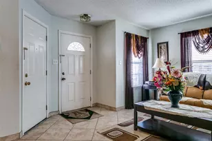 1408 Peregrine St, Lewisville, TX 75077 - Photo 3