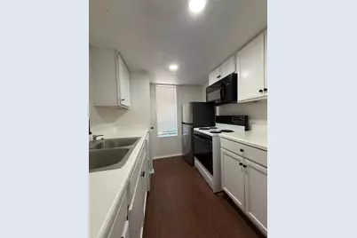 7431 Holly Hill Drive #110, Dallas, TX 75231 - Photo 5