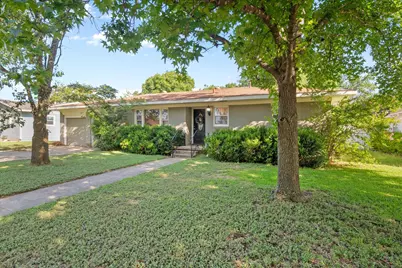 808 Marengo Street, Cleburne, TX 76033 - Photo 3