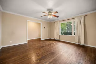 808 Marengo St, Cleburne, TX 76033 - Photo 11