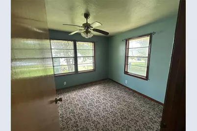 7001 Fairdale Avenue, Dallas, TX 75227 - Photo 15