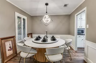 2715 Green Oaks Blvd, Arlington, TX 76017 - Photo 15