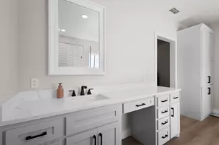 1611 N Mason St, Bowie, TX 76230 - Photo 21