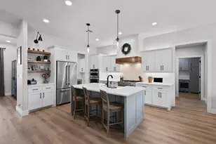 1611 N Mason St, Bowie, TX 76230 - Photo 15