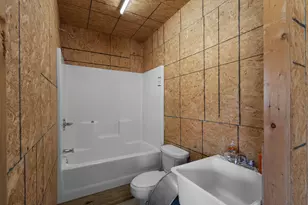 1611 N Mason St, Bowie, TX 76230 - Photo 39