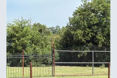 1720 Langston Street, Fort Worth, TX 76105 - Photo 3