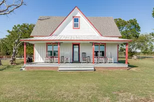 392 Mt Pleasant Rd, Valley View, TX 76272 - Photo 1