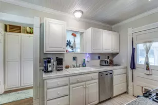 392 Mt Pleasant Rd, Valley View, TX 76272 - Photo 7