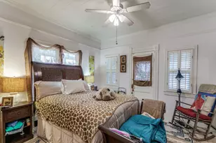 392 Mt Pleasant Rd, Valley View, TX 76272 - Photo 11