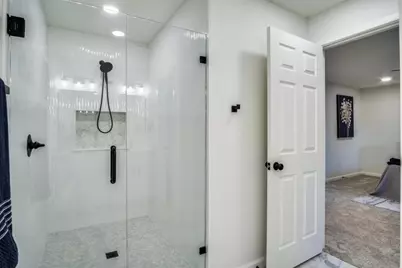 5812 Waltham Avenue, Fort Worth, TX 76133 - Photo 5