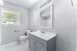 612 E 8th St, Kemp, TX 75143 - Photo 13