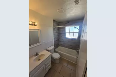 810 Lexington Drive, Lancaster, TX 75134 - Photo 11