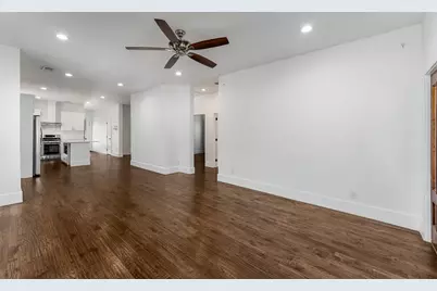 916 S Montreal Avenue, Dallas, TX 75208 - Photo 7