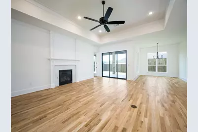 301 Fairmount, Denton, TX 76210 - Photo 3