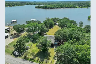 404 Selma Road, Bowie, TX 76230 - Photo 7