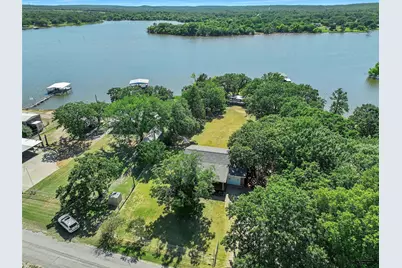 404 Selma Road, Bowie, TX 76230 - Photo 7