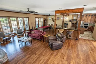 411 Center Hill Rd, Gainesville, TX 76240 - Photo 35