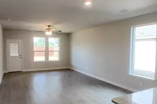 525 Pendleton Ave, Keene, TX 76059 - Photo 3