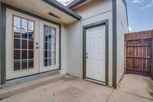 1905 Wyndemere Ln, Garland, TX 75042 - Photo 23